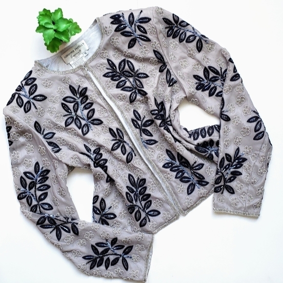 Adrianna Papell Evening Embroidered Beaded Silk Jacket Size Small Gray Black - Picture 1 of 8